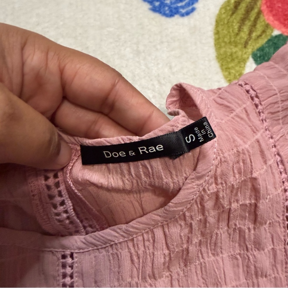 Doe & Rae Rose Pink Ruffled Blouse - Picture 4 of 7